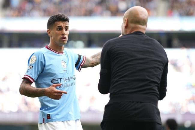 Cancelo phải rời Man City vì bật Pep 